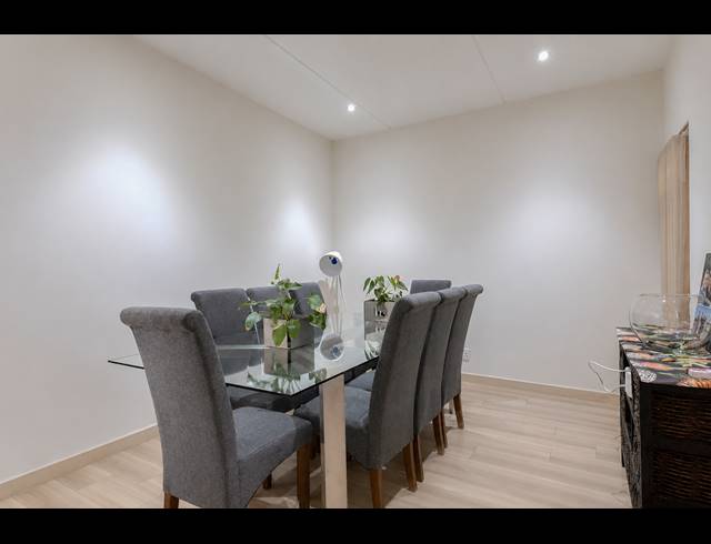 2 BEDROOM TOWNHOUSE FOR SALE IN BRYANSTON